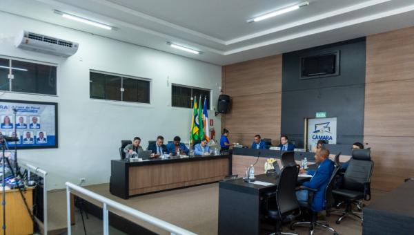 Vereadores debatem cultura, saúde e infraestrutura em sessão marcada por projetos de grande impacto social
