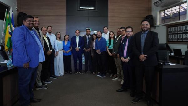 Câmara realiza sessão ordinária com pautas de impacto e aprovação unânime de propostas
