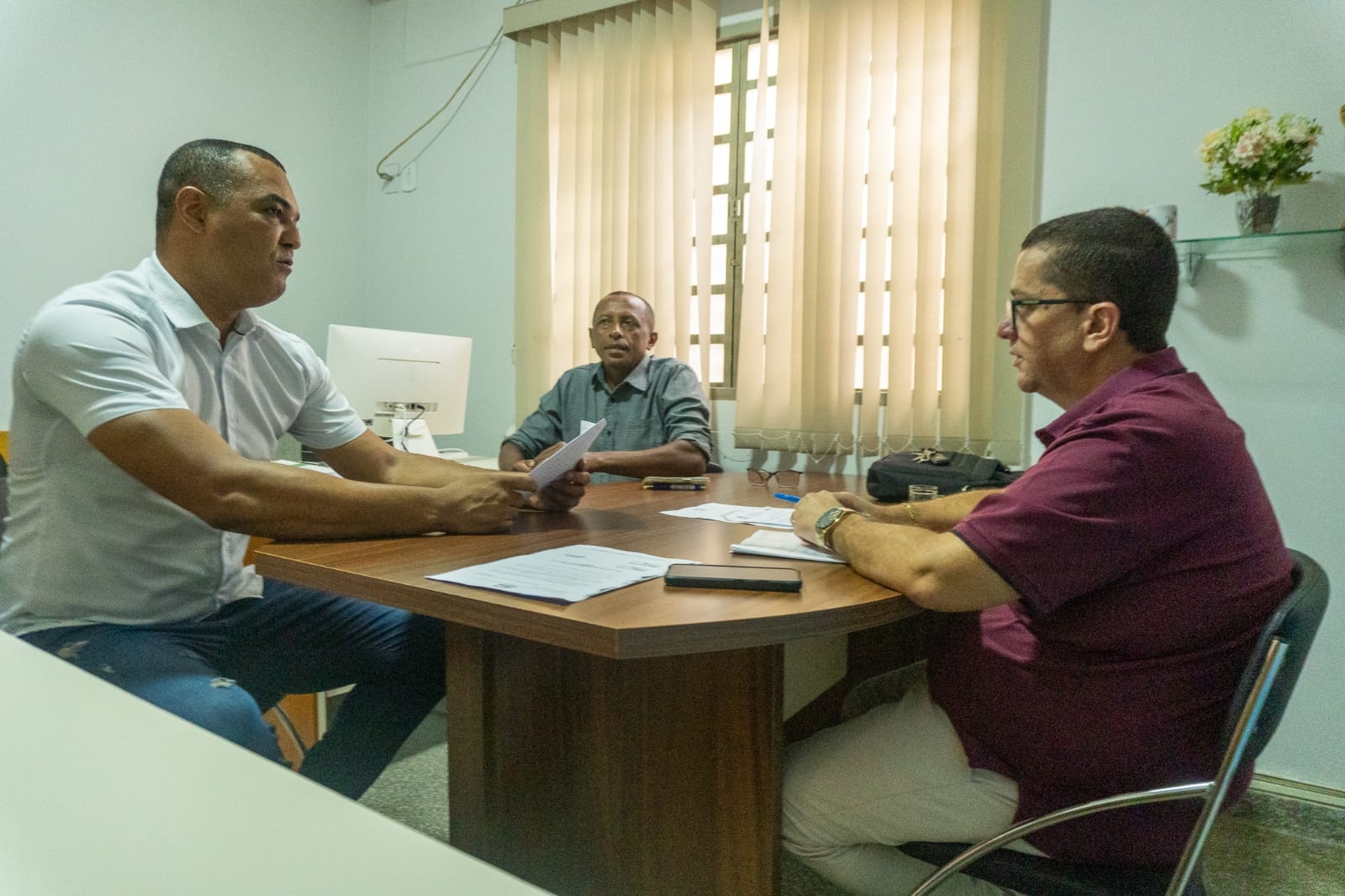 Comissão Permanente de Cidadania, Justiça e Redação de Dianópolis realiza 3ª reunião e avança na análise de projetos 
