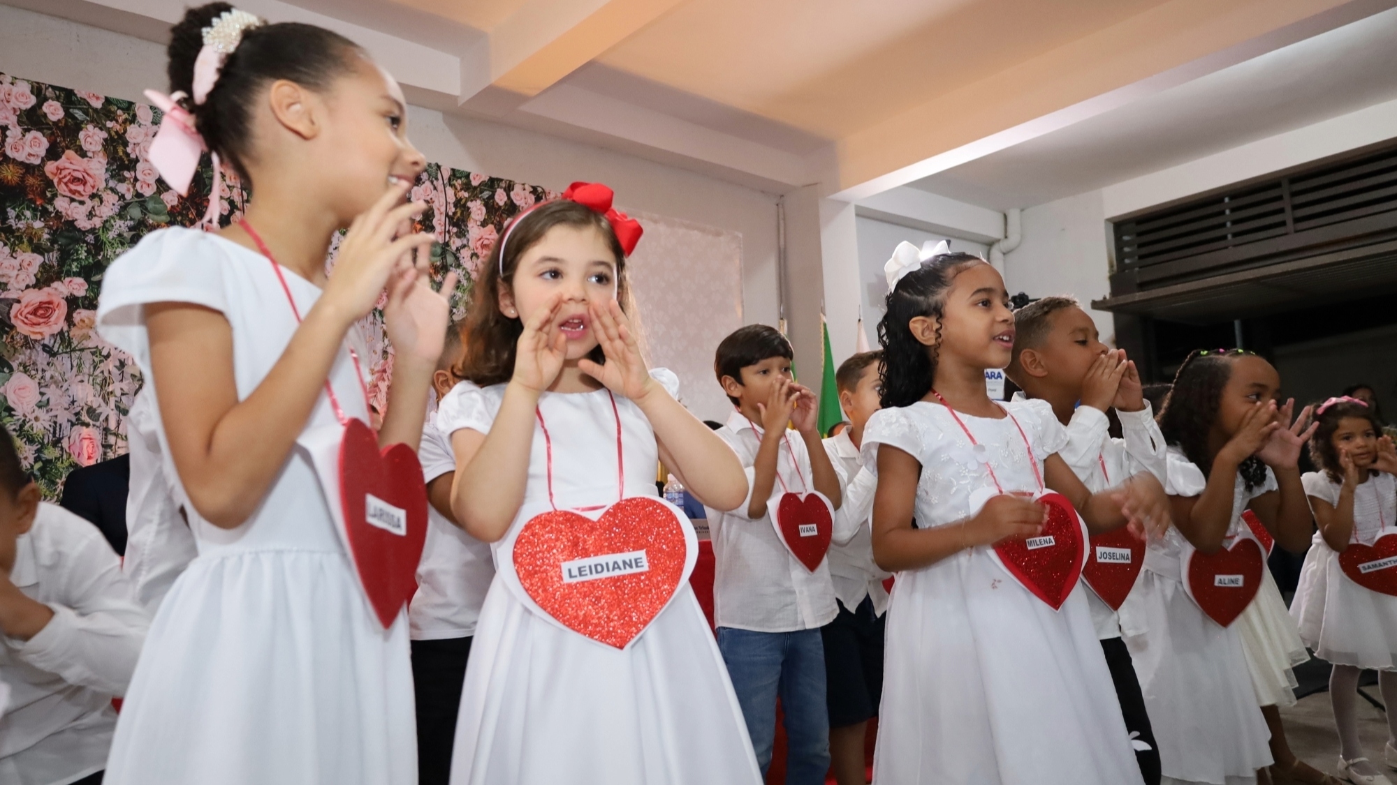 Câmara celebra a força e a dedicação das mães em Sessão Solene