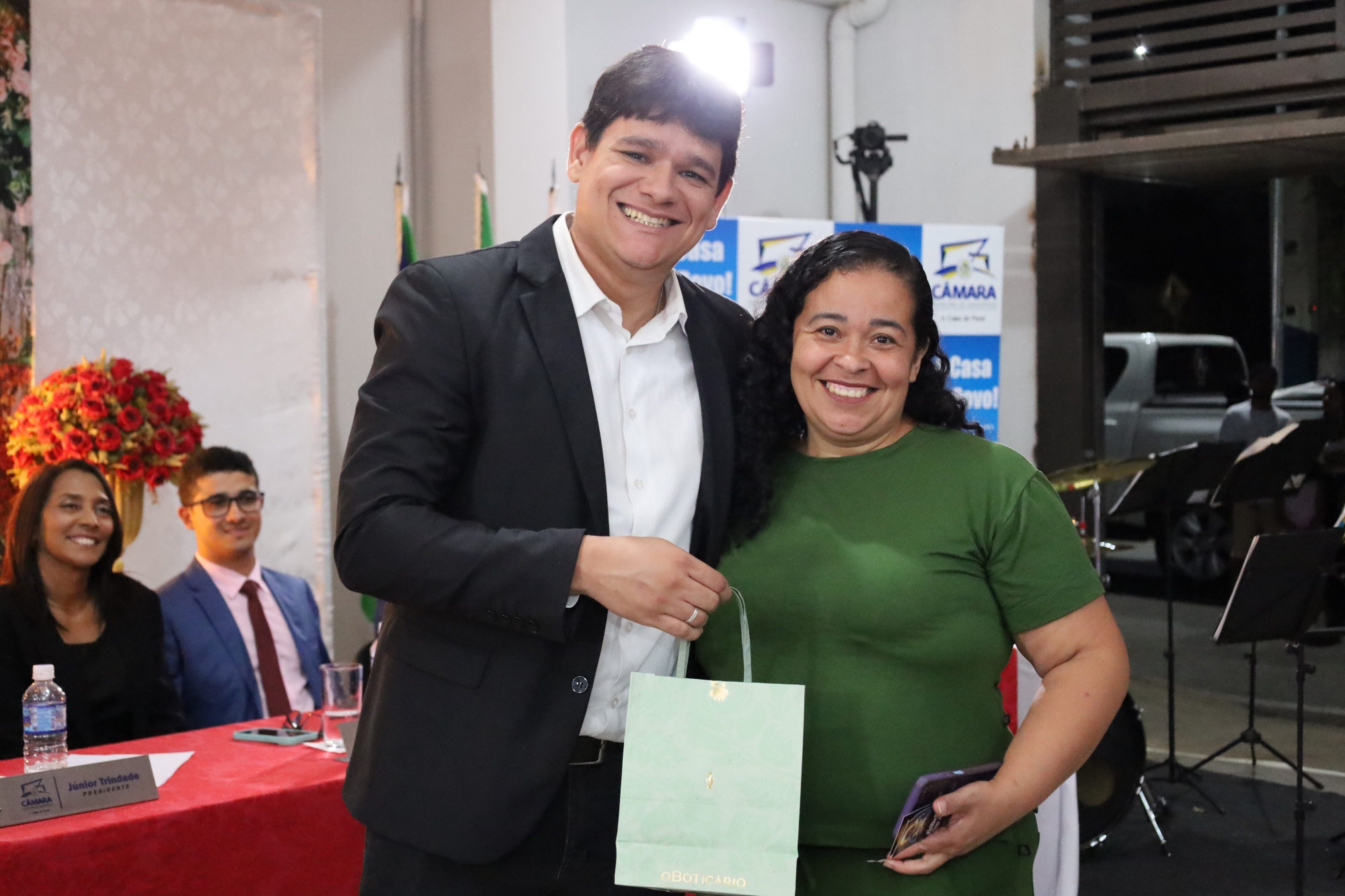 Câmara de Dianópolis celebra a força e a dedicação das mães em Sessão Solene
