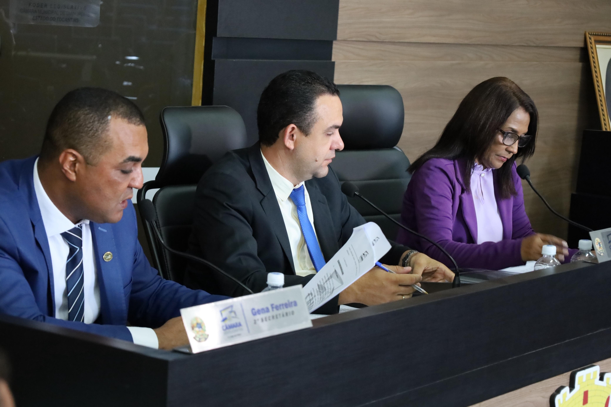 Câmara abre calendário de sessões de junho e aprova pedidos da comunidade