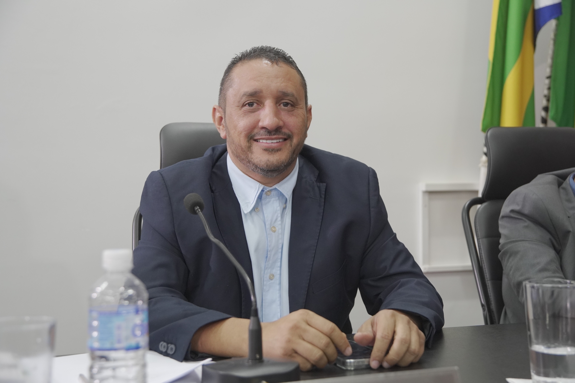 Sessão da Câmara de Dianópolis marca avanços em infraestrutura, educação e proteção social

