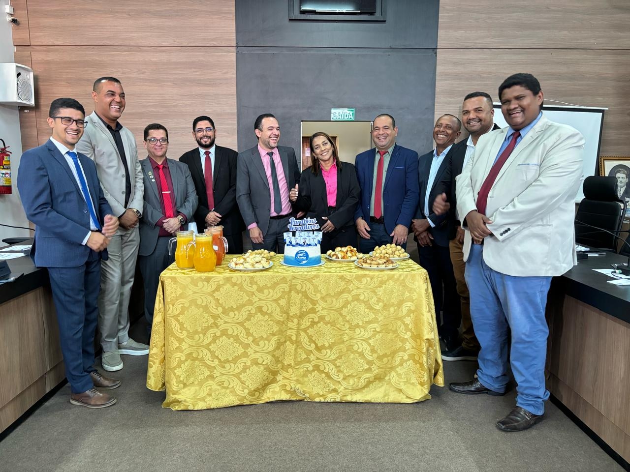 Câmara abre trabalhos de outubro em sessão marcada por homenagens ao Dia do Vereador e aprovações importantes
