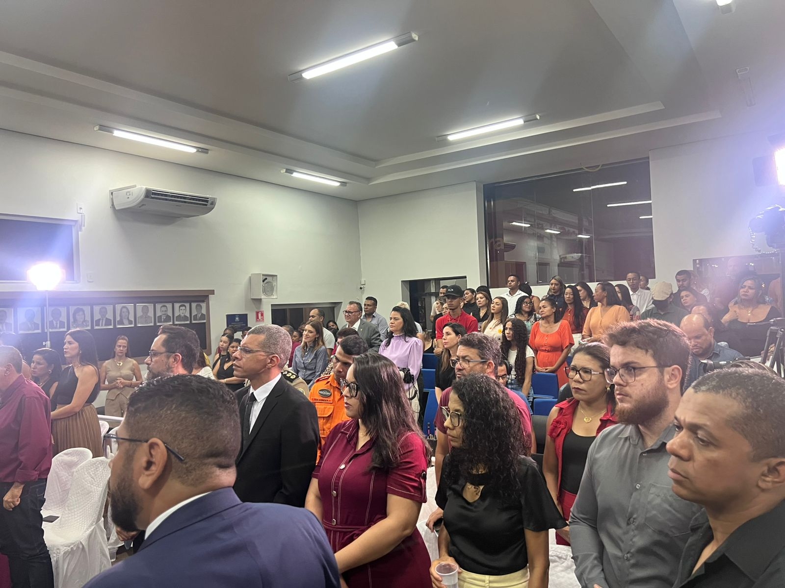 Câmara de Dianópolis realiza sessão solene com entrega de Moções de Aplausos para diversas personalidades
