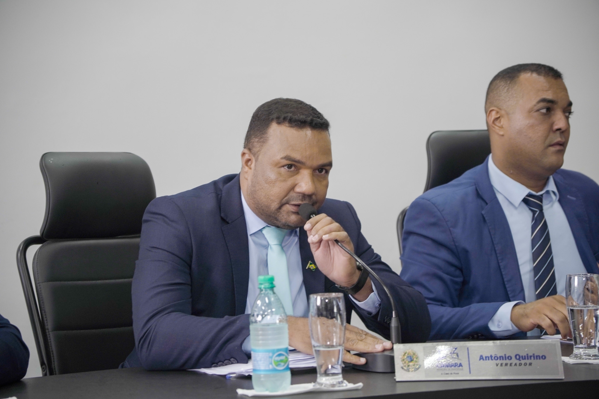 Câmara realiza sessão com foco em educação, infraestrutura e transparência na gestão pública
