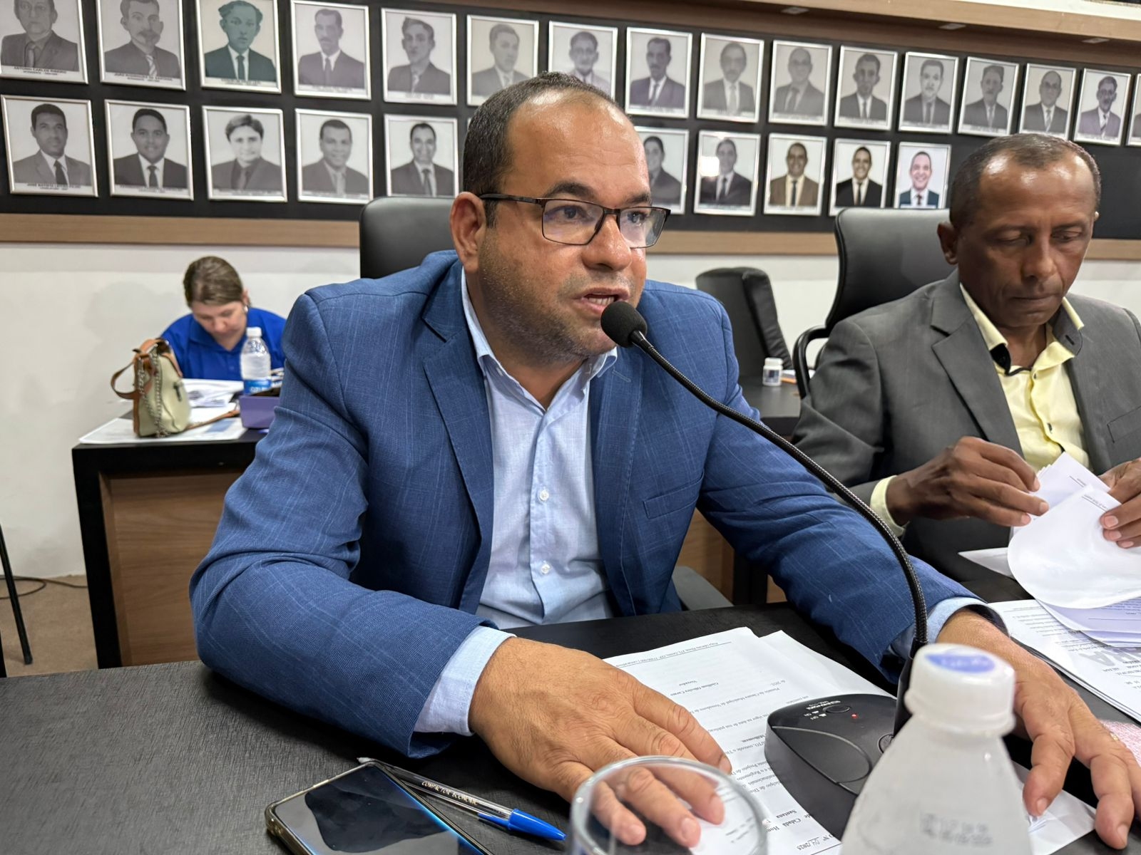 Câmara encerra sessões ordinárias de novembro com avanços em infraestrutura, homenagens e debates sobre projetos do Executivo
