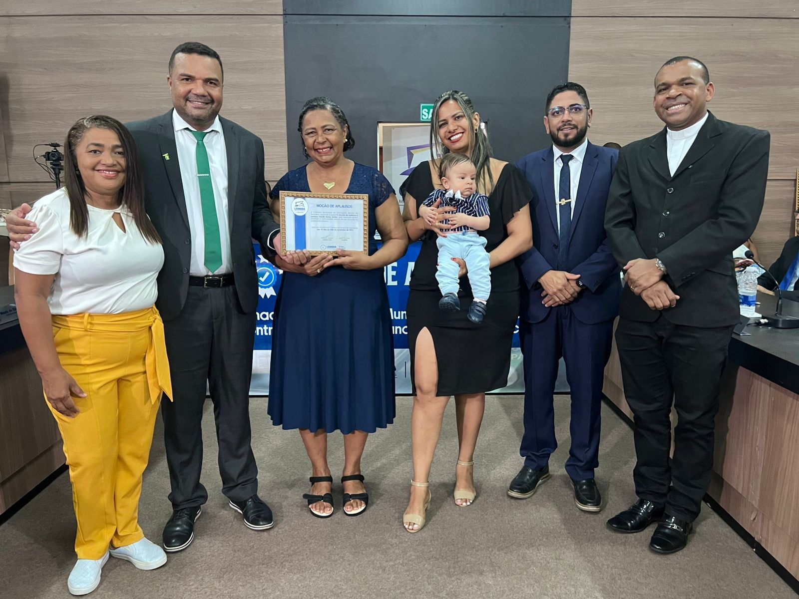 Câmara de Dianópolis realiza sessão solene com entrega de Moções de Aplausos para diversas personalidades
