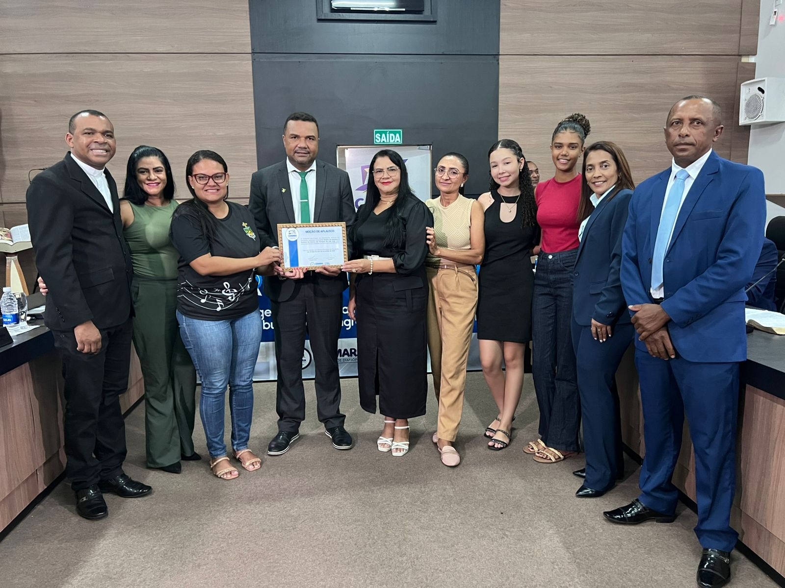 Câmara de Dianópolis realiza sessão solene com entrega de Moções de Aplausos para diversas personalidades
