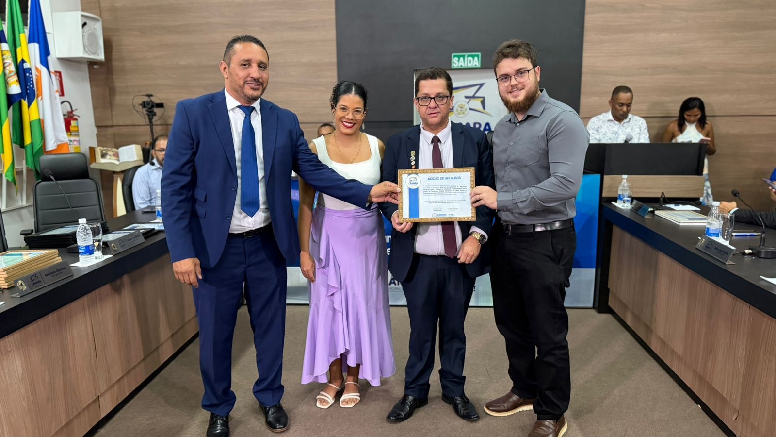 Câmara de Dianópolis realiza sessão solene com entrega de Moções de Aplausos para diversas personalidades
