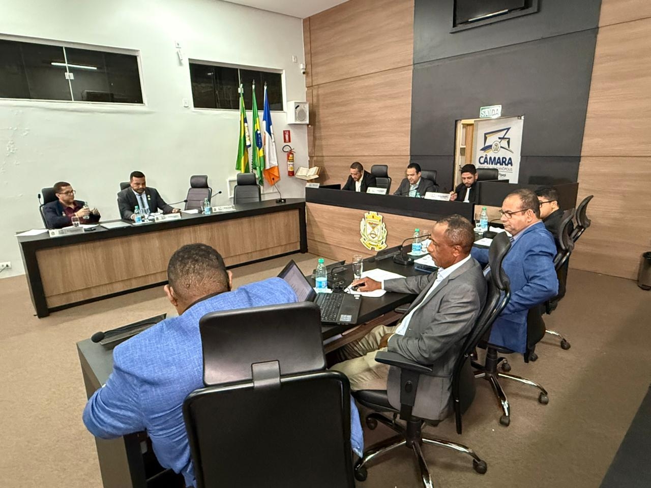 Câmara de Dianópolis aprova orçamento de R$ 161,6 milhões do Executivo para 2026, com R$ 2,9 milhões em emendas impositivas que reforçam saúde, educação e outras áreas essenciais
