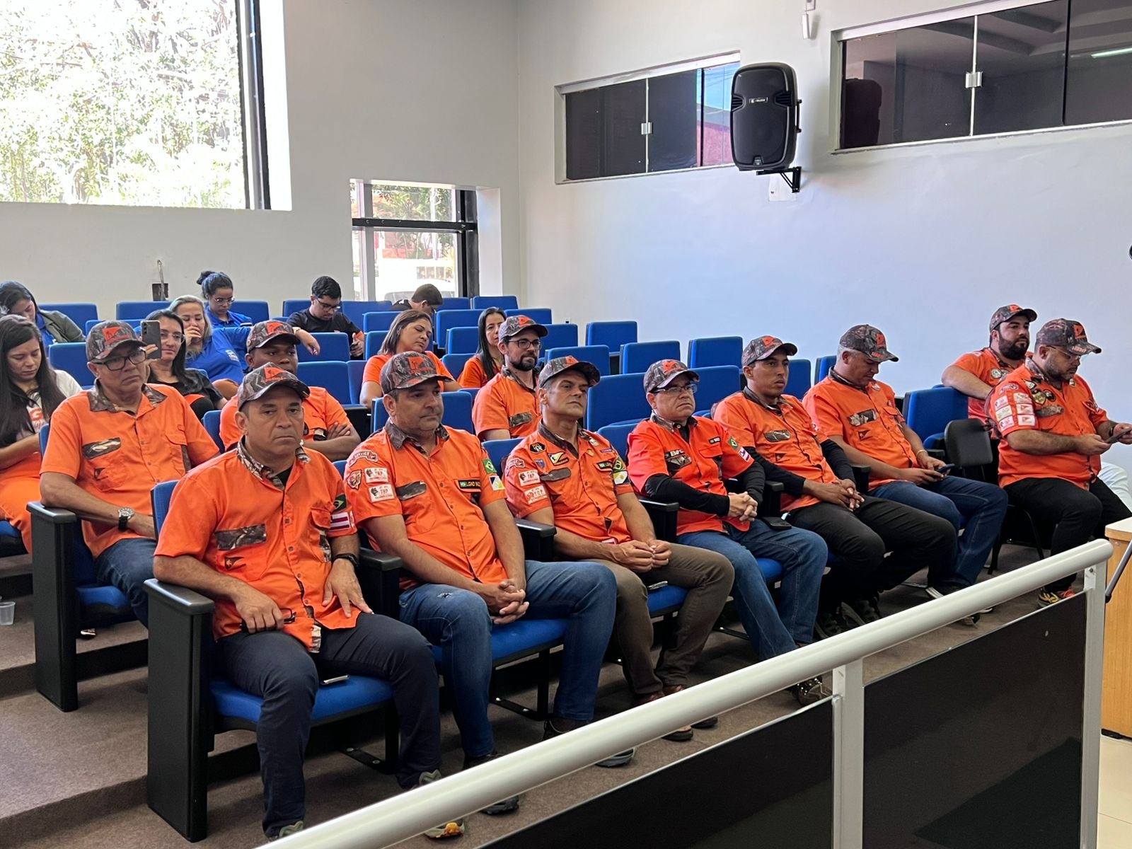 Câmara encerra calendário de sessões de abril com produtividade histórica e aprova pacote de ações para a população 