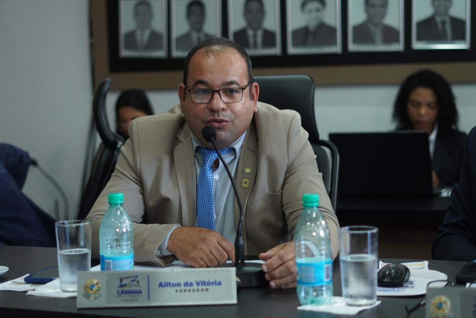 Câmara abre calendário de sessões de abril com homenagens e avanços na educação superior e cobrança por serviços na zona rural
Câmara abre calendário de sessões de abril com homenagens e avanços na educação superior e cobrança por serviços na zona rural