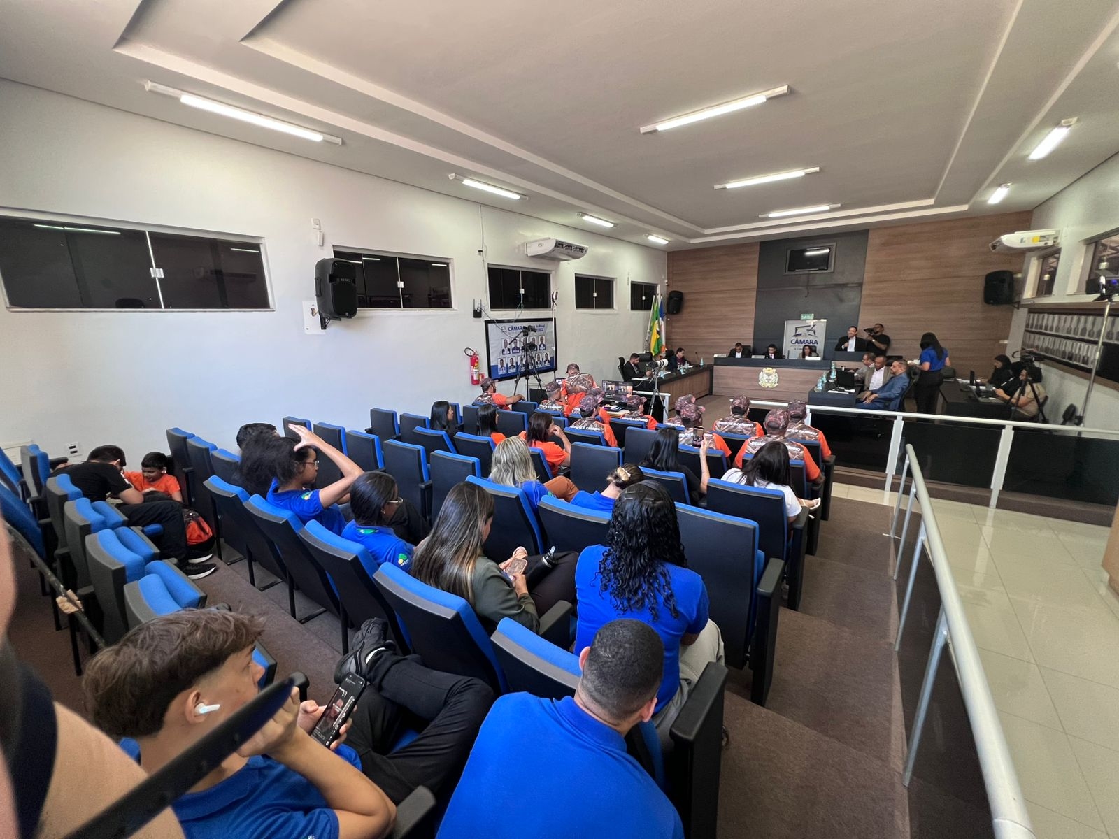 Câmara encerra calendário de sessões de abril com produtividade histórica e aprova pacote de ações para a população 